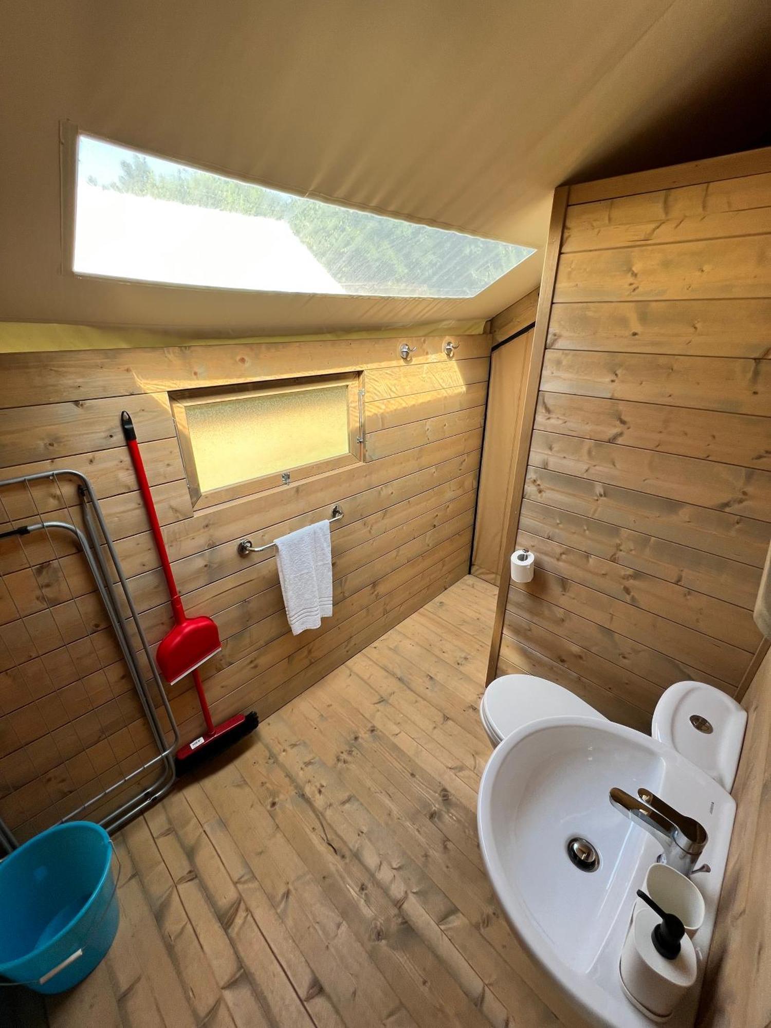 Glamping Camping Rivabella Lecco Exteriör bild